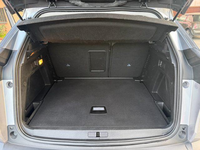 PEUGEOT 3008 BlueHDi 130 S&S EAT8 Allure