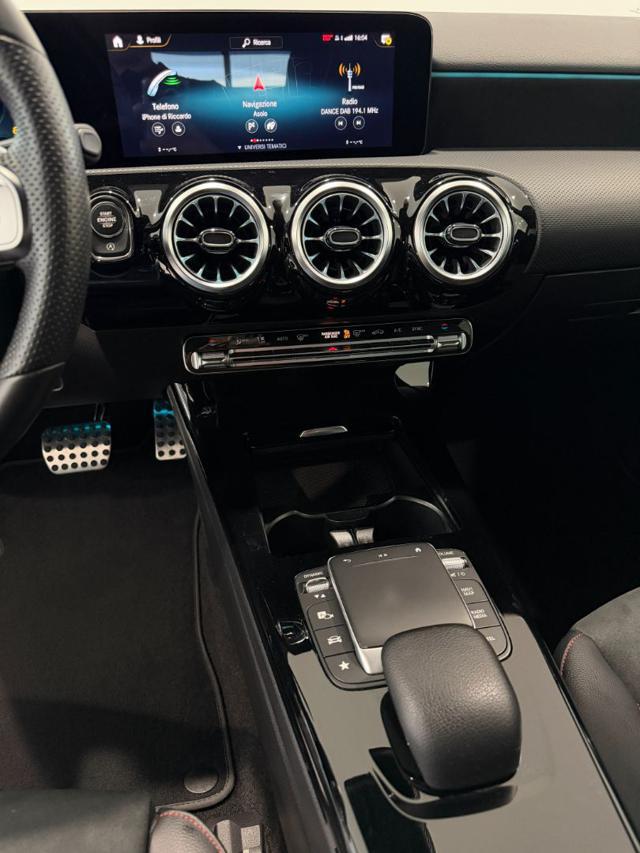 MERCEDES-BENZ A 200 Automatic Premium *LUCI SOFFUSE-SEDILI RISCALDATI*