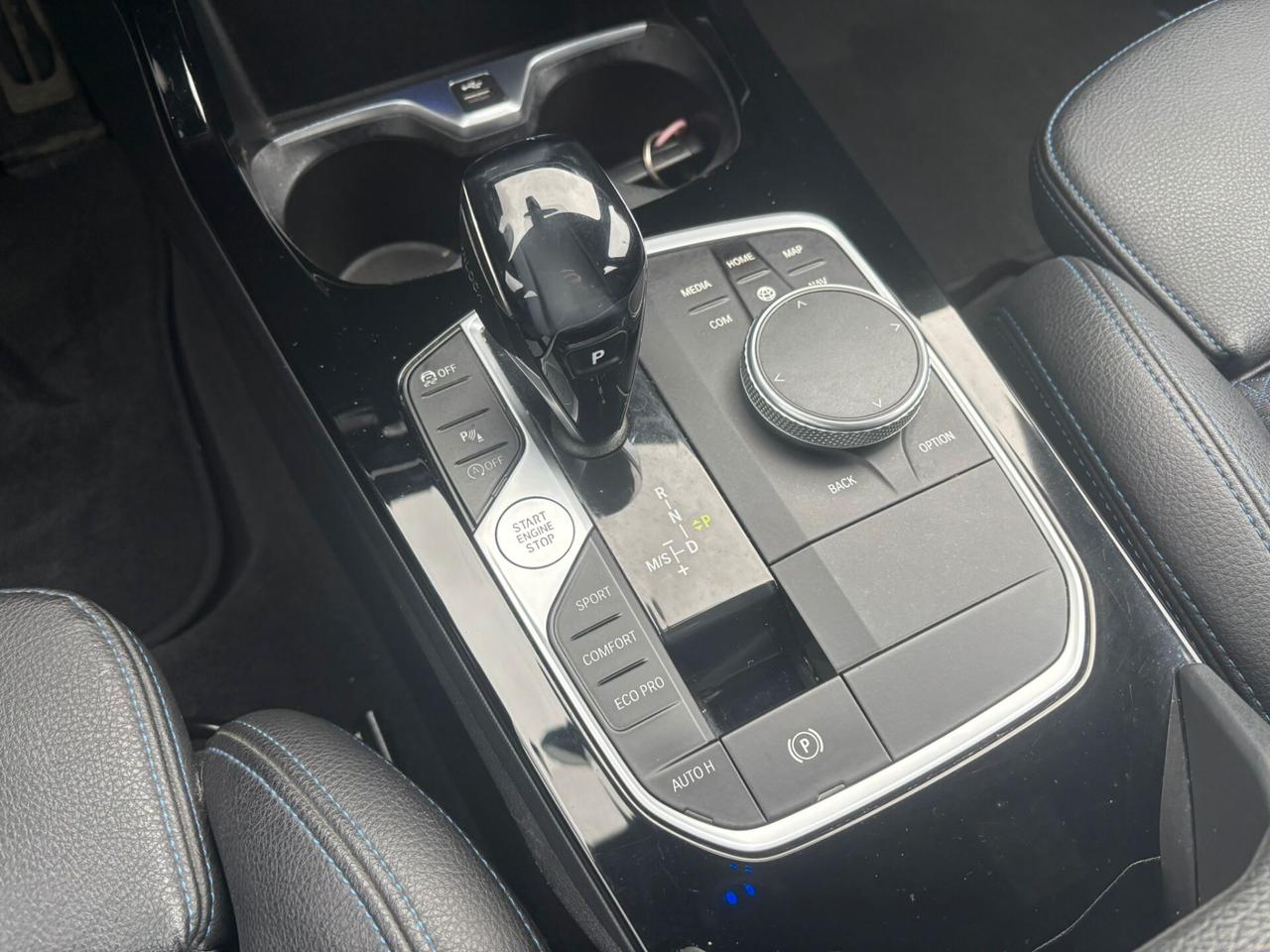 Bmw 118 118d 5p. Msport