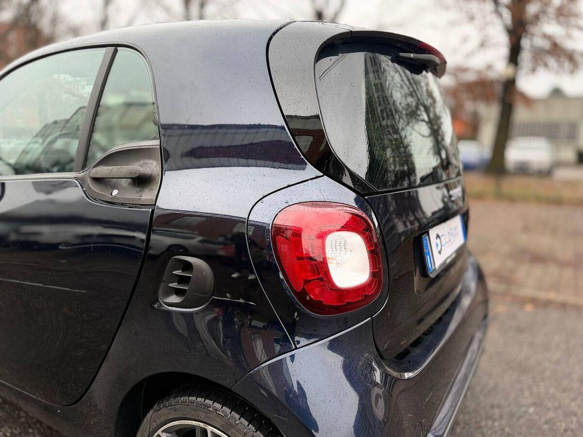 Smart Fortwo 0.9 t Brabus Xclusive 109cv twinamic