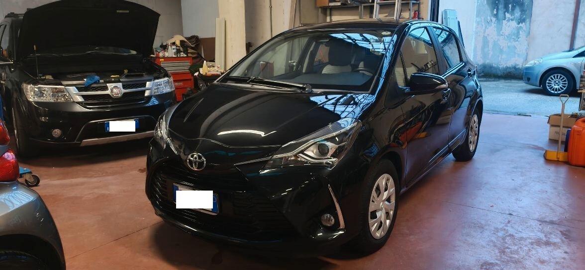 Toyota Yaris 1.0 5 porte Active