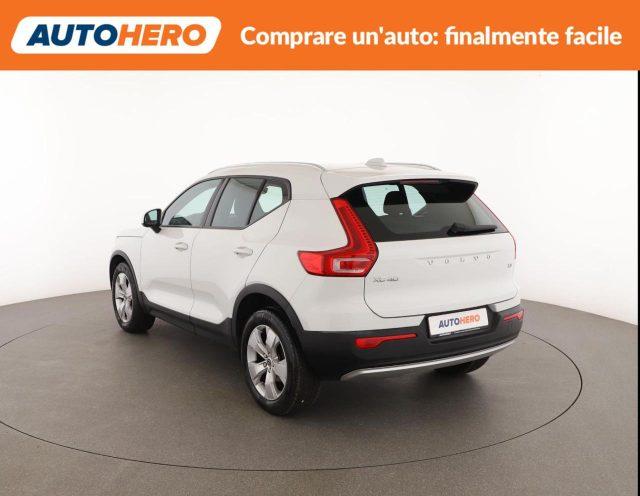 VOLVO XC40 T3 Momentum Pro