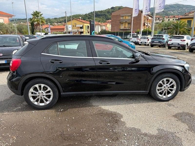 Mercedes-Benz GLA 180 d Business