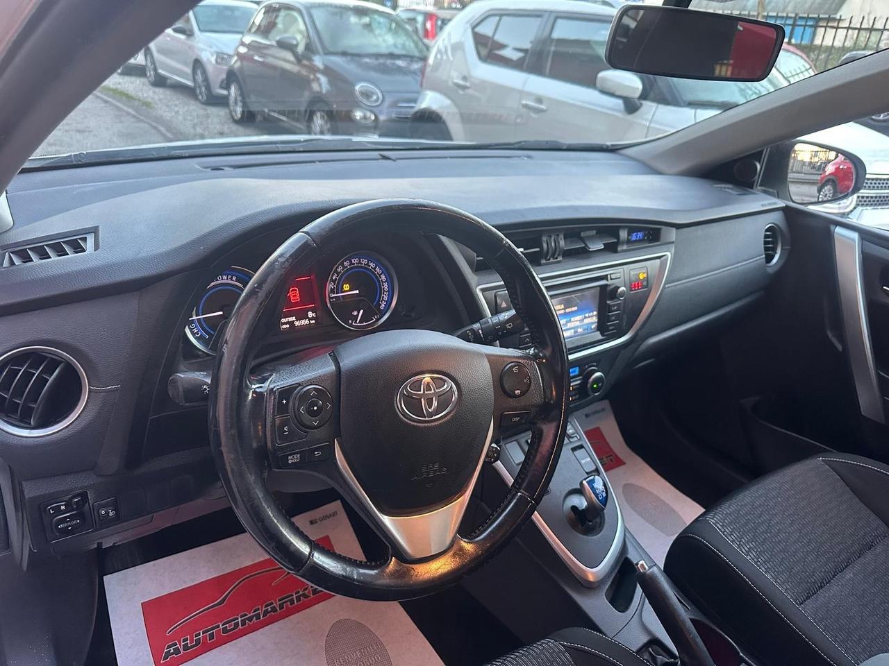 Toyota Auris Touring Sports 1.8 Hybrid Lounge