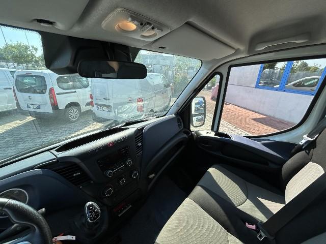 IVECO DAILY 70C18HA8 BOX + SPONDA