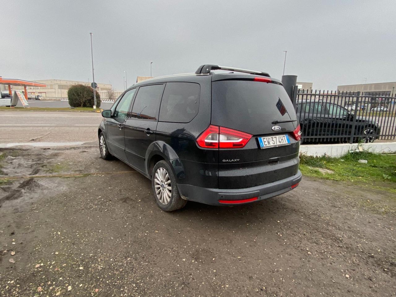Ford Galaxy 2.0 TDCi 140 CV Powershift Nav Titanium
