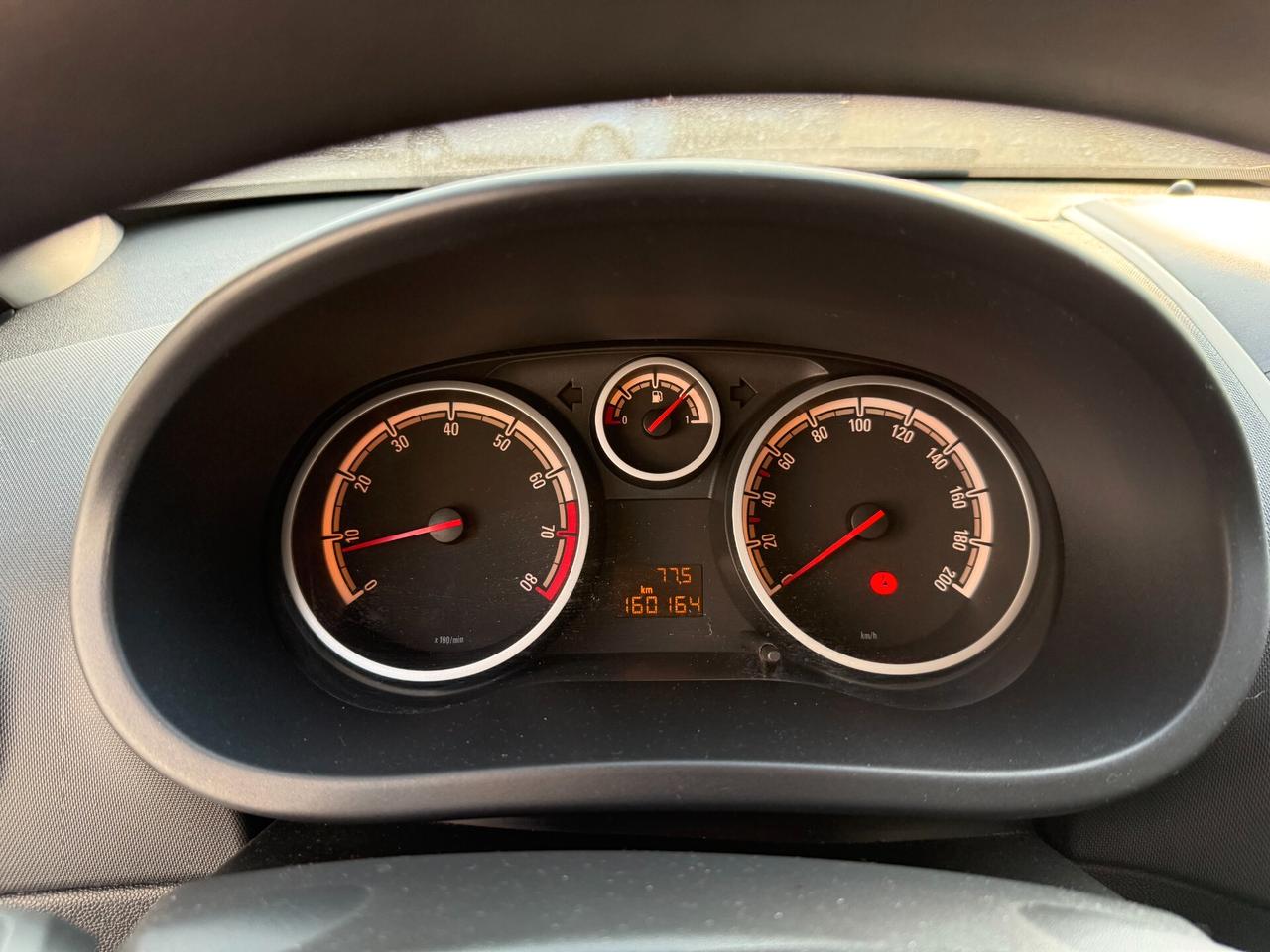 Opel Corsa 1.2 5 porte Enjoy