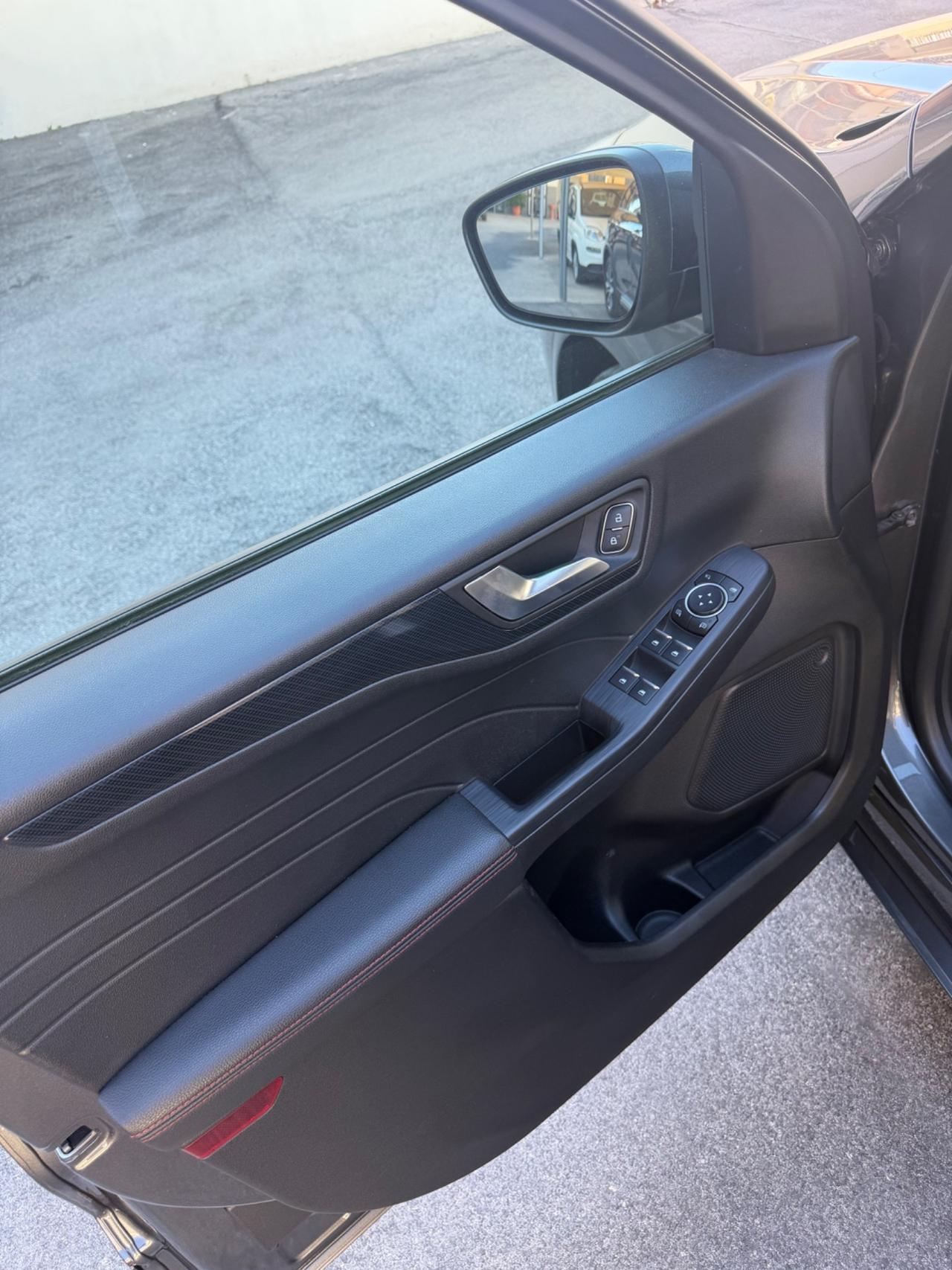 Ford Kuga 1.5 EcoBlue 120 CV 2WD ST-Line KM CERTIFICATI IN FATTURA