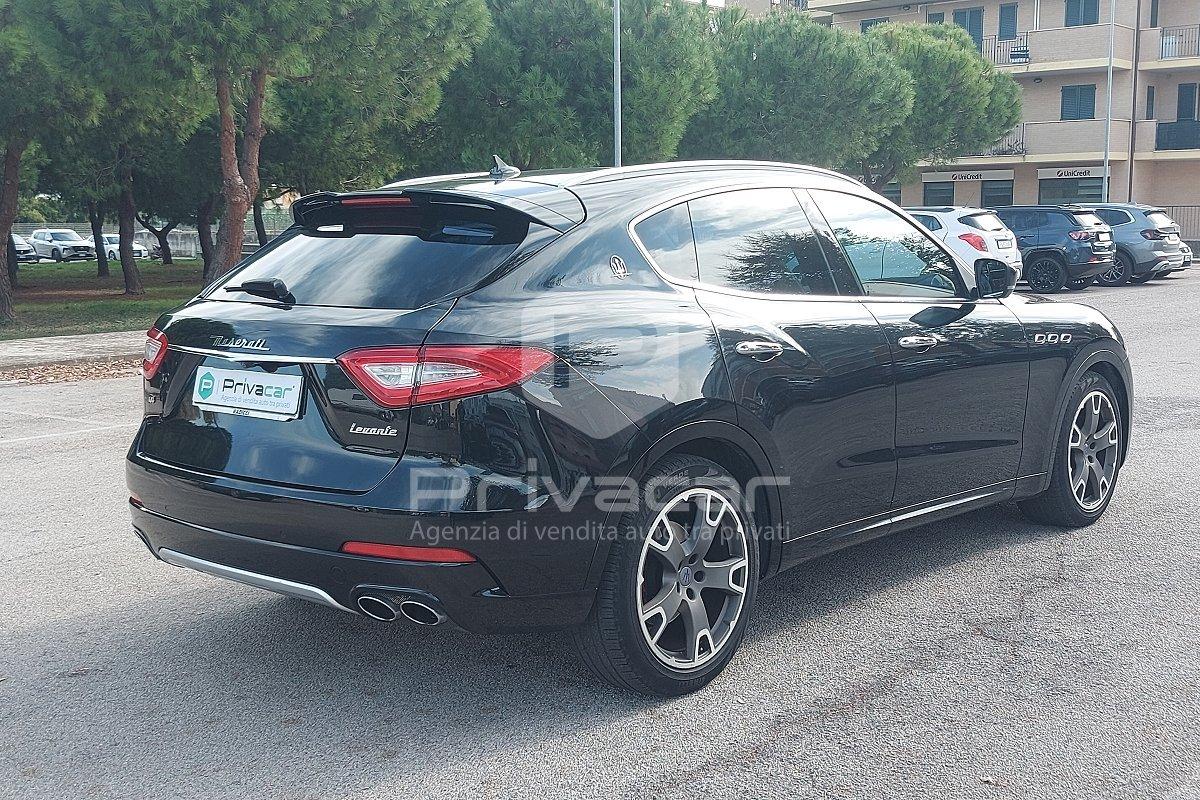 MASERATI Levante V6 Diesel AWD Gransport