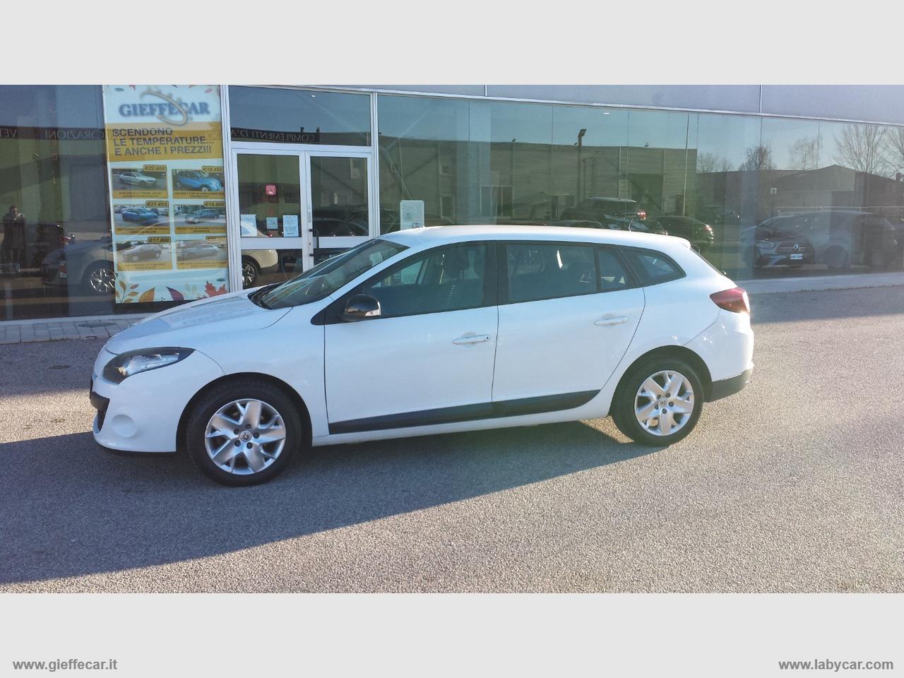 RENAULT Mégane 1.5 dCi 110 CV Attractive