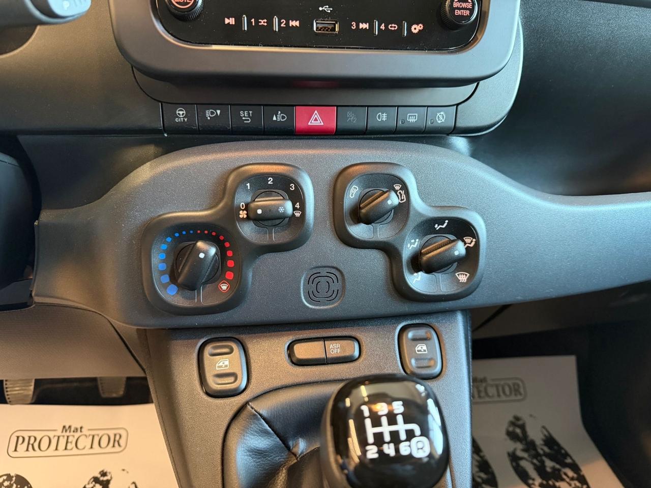 Fiat Panda 1.0 FireFly S&S Hybrid - NEO PATENTATI