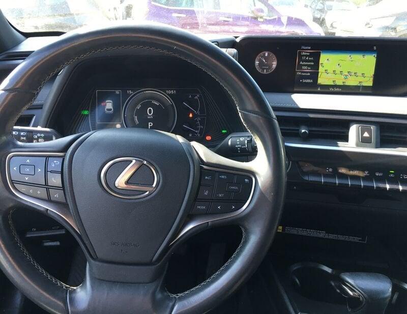 Lexus UX Hybrid Premium