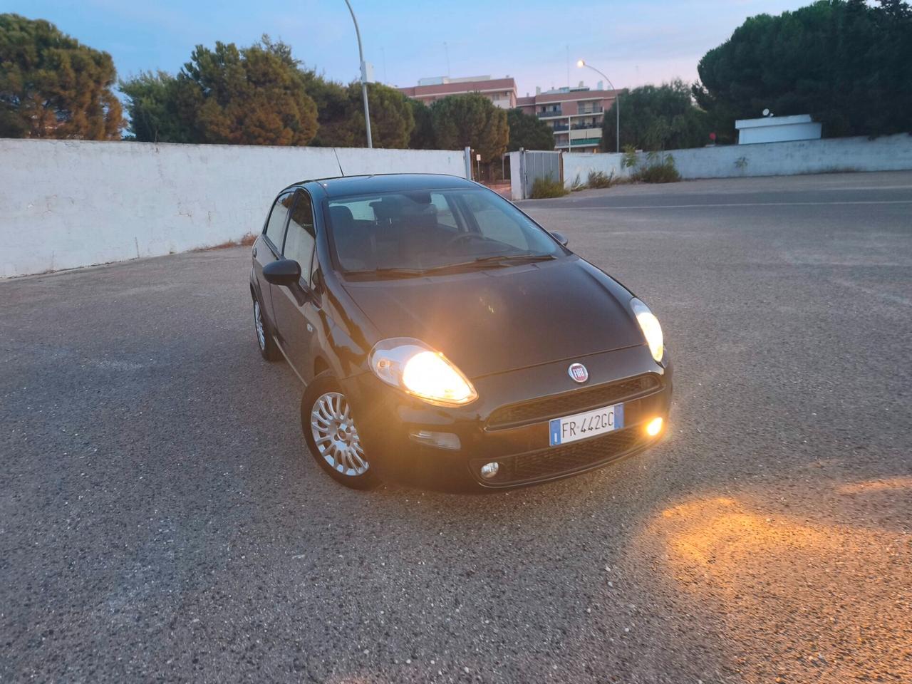 Fiat Punto 1.3 MJT II S&S 95 CV 5 porte Street(12 mesi di garanzia)