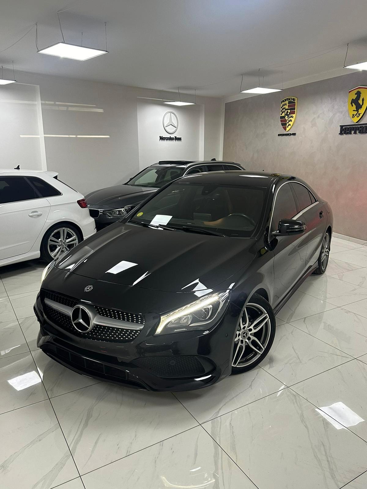 MERCEDES-BENZ A 200 d AMG FULL OPTIONAL GARANZIA