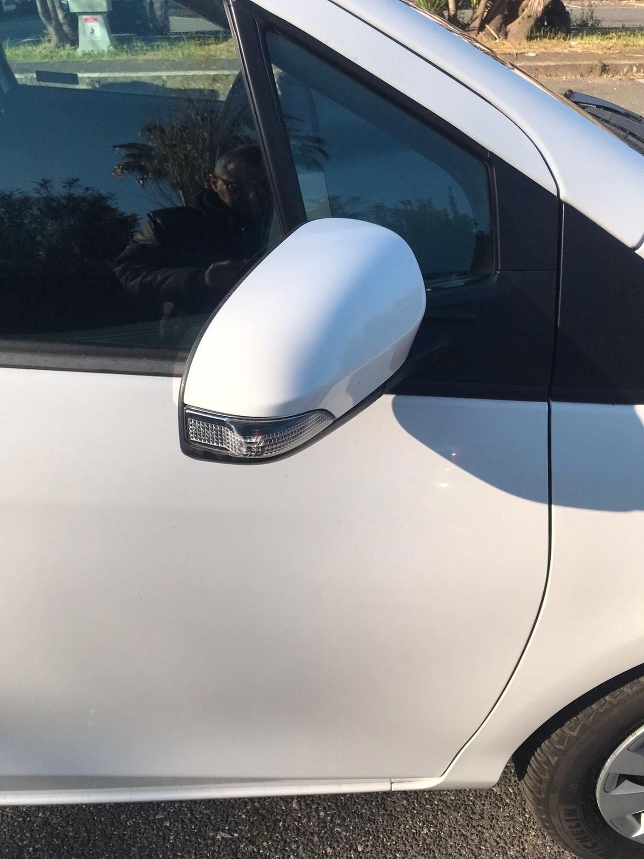 Toyota Yaris 1.0 5 porte Active