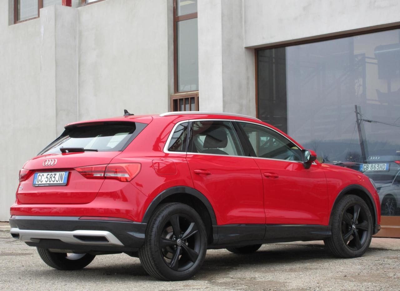 Audi Q3 35 2.0 tdi Business Advanced s-tronic