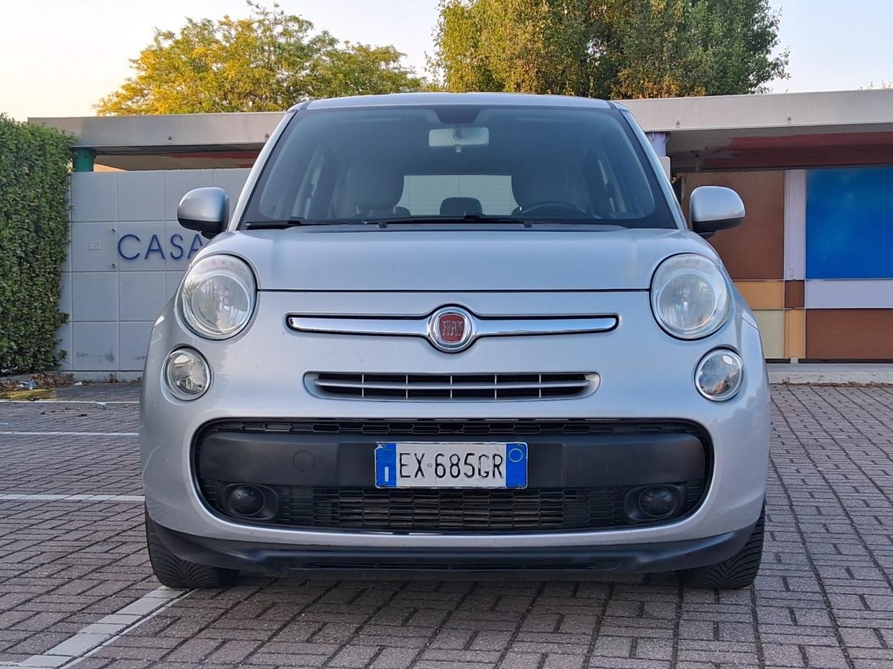 Fiat 500L. LIVING 1.6 Multijet 120 CV Lounge..CELL 320 147 1147 WUATSAPP