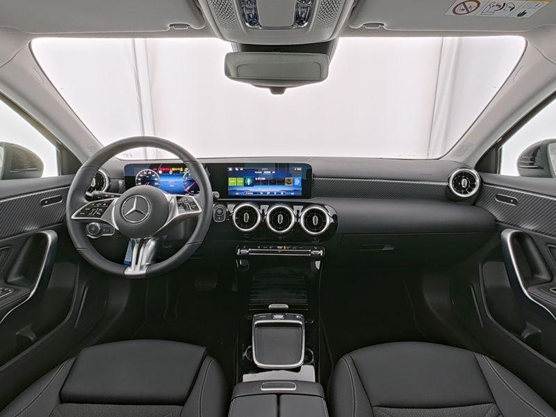 Mercedes-Benz A 180 180 Automatic Progressive Advanced