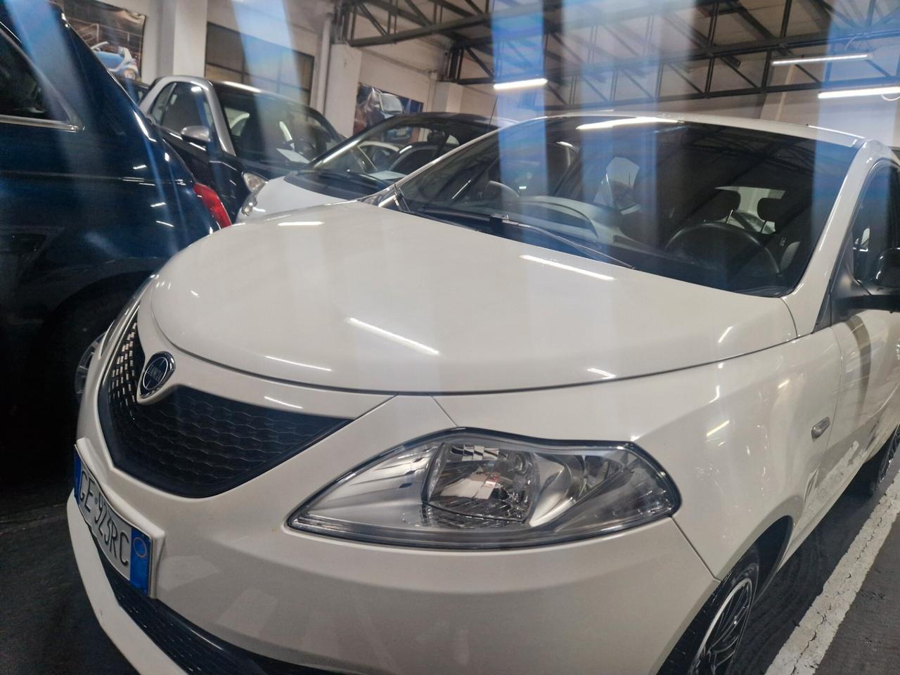 Ypsilon Ecochic hybrid prezzo reale garanzia