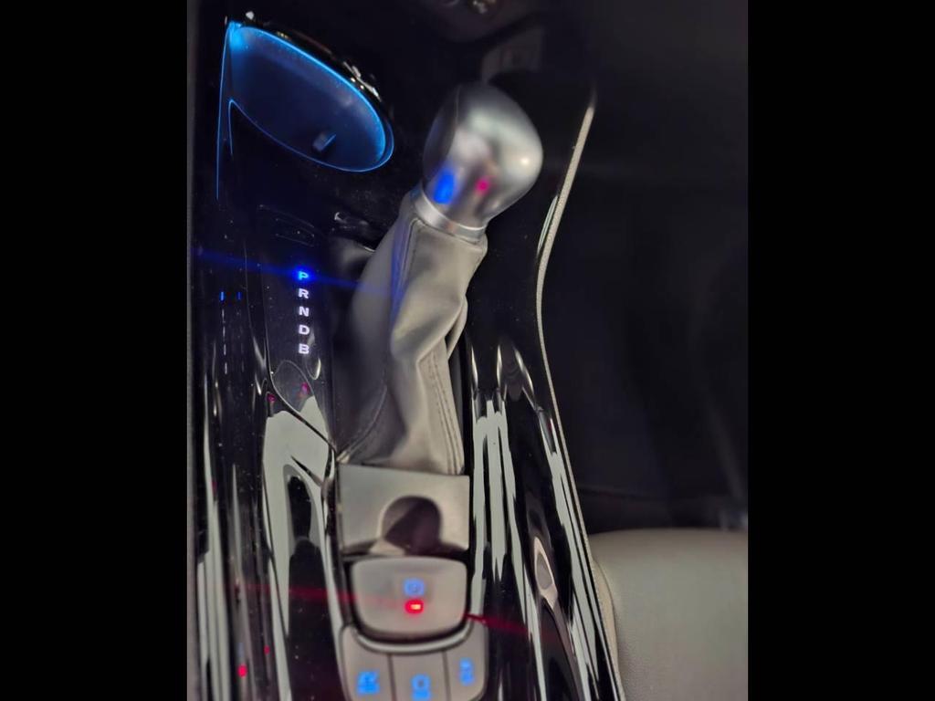 Toyota C-HR 1.8 Hybrid Lounge E-CVT