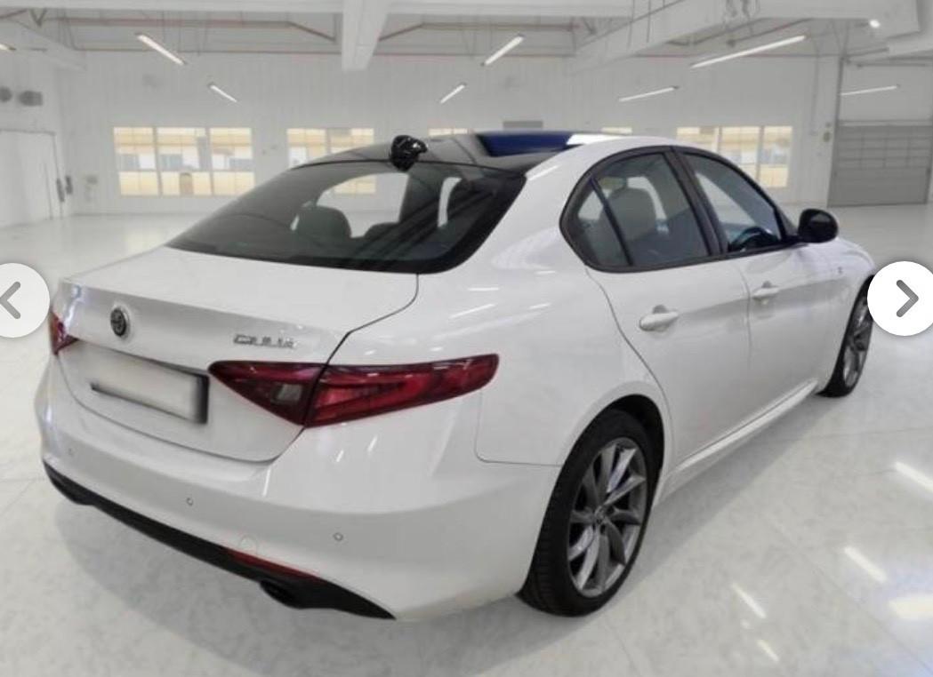 Alfa Romeo Giulia 2.2d 190 CV AT8 TI