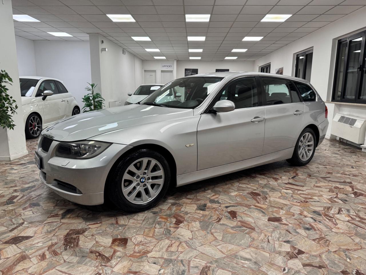 Bmw 325 325i cat Touring Attiva