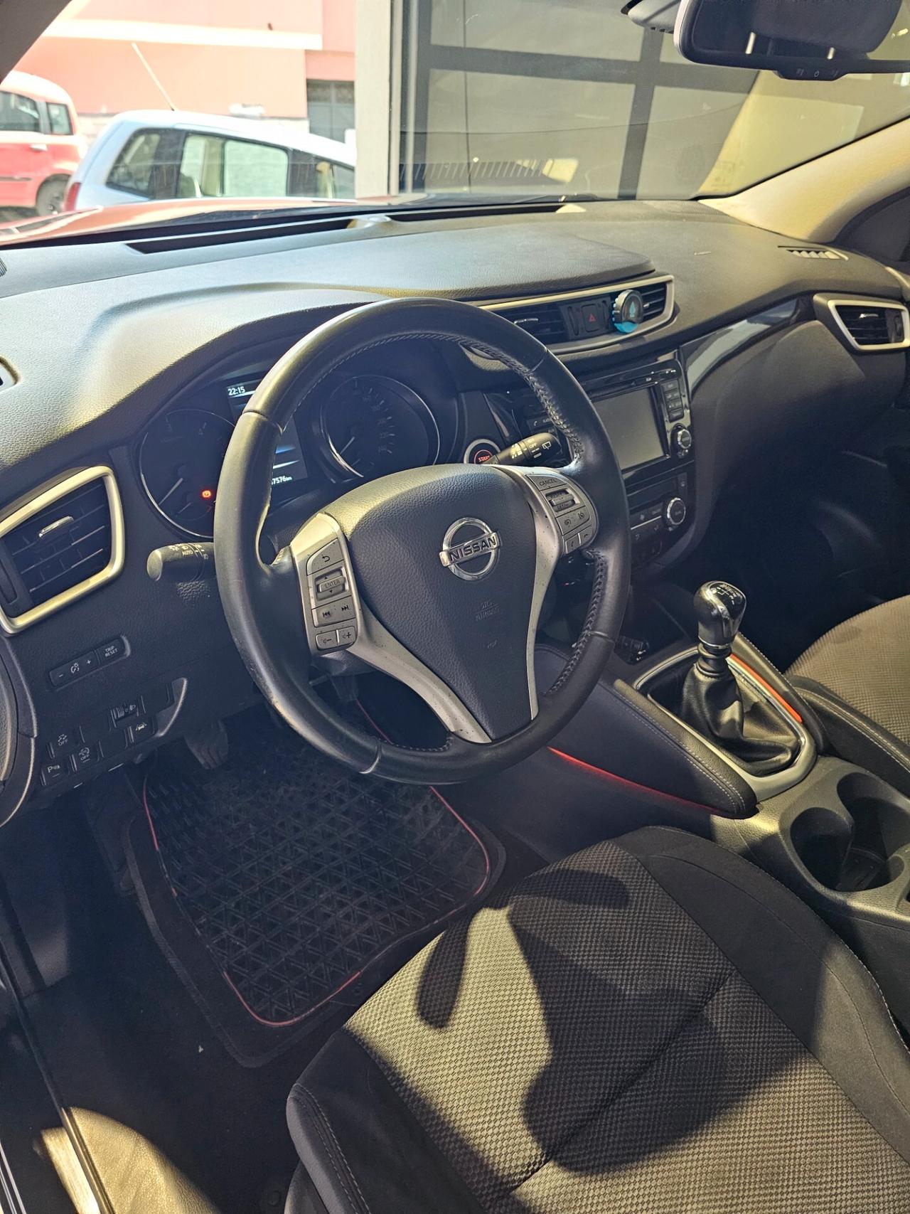Nissan Qashqai 1.5 dCi N-Connecta