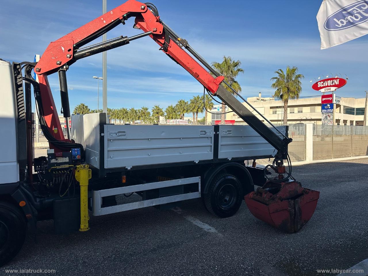 EUROCARGO TECTOR 75E15 RIBALTABILE CON GRU-PINZA ROTANTE