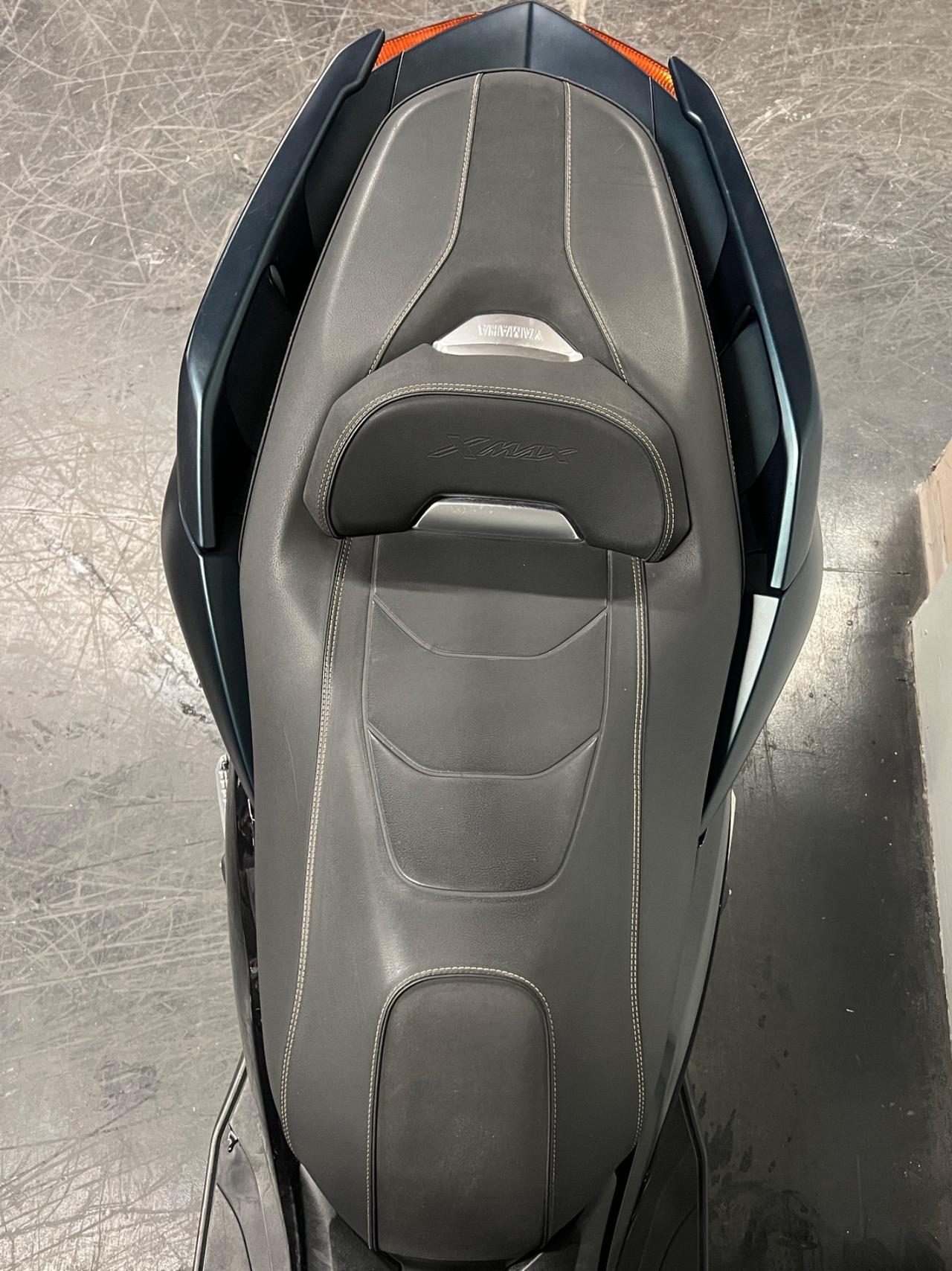 Yamaha X-Max 300 Tech max