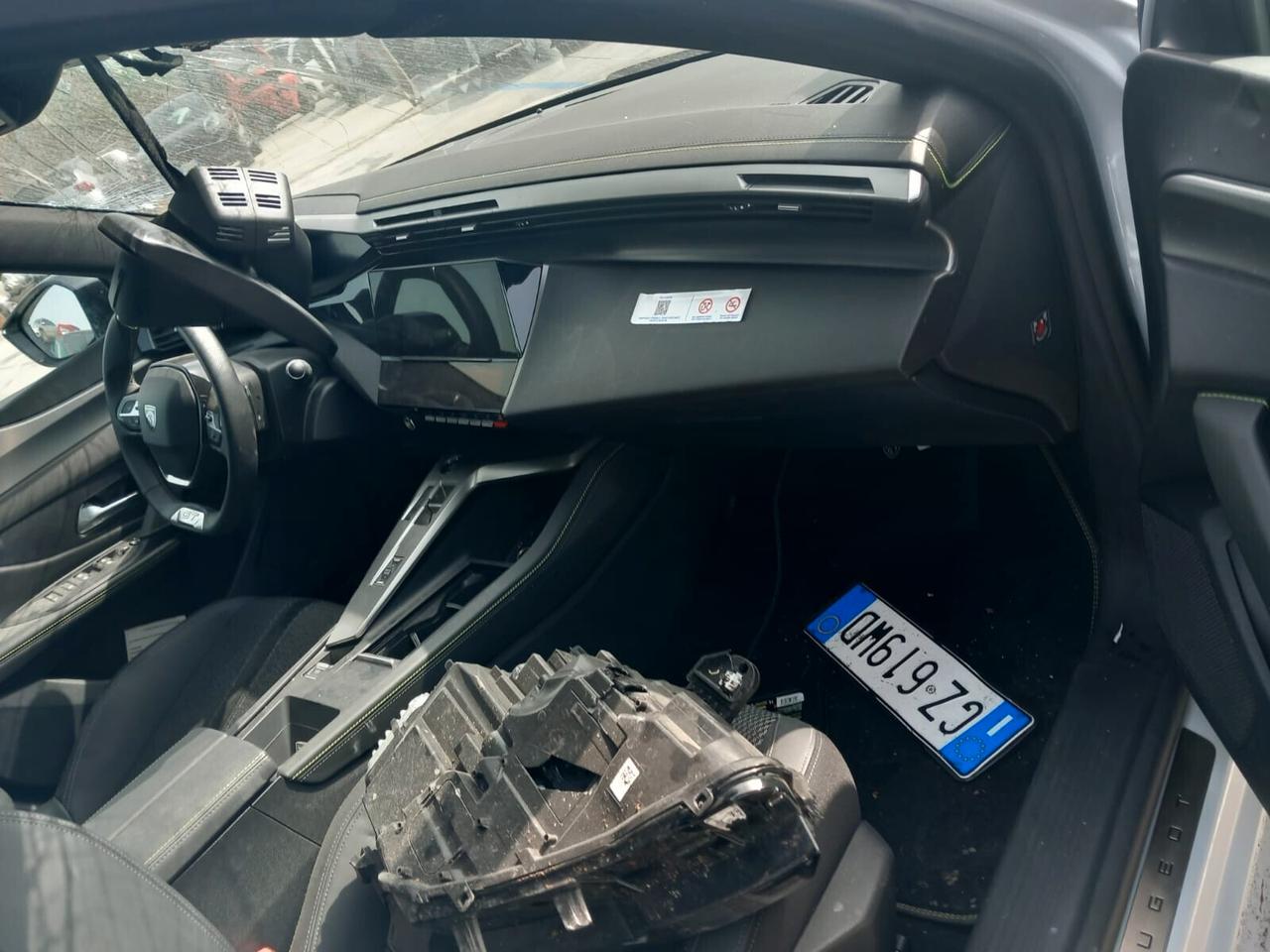 Peugeot 308 Plug-in Hybrid 180 e-EAT8 SW GT