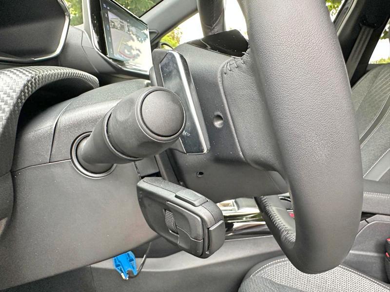 Peugeot 2008 Hybrid 136 e-DCS6 Allure Plus GARANZIA PEUGEOT