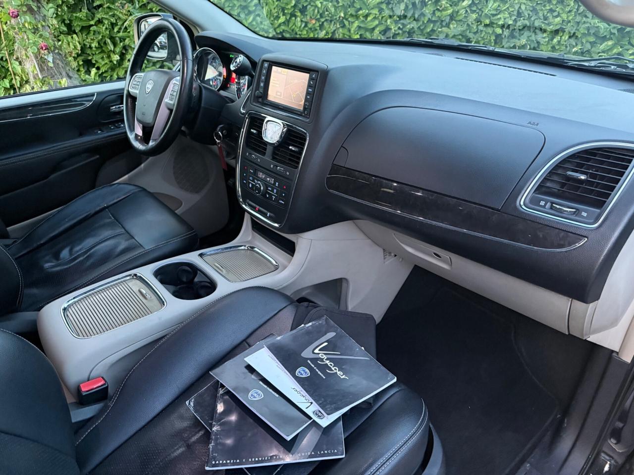 Lancia Voyager 2.8 Turbodiesel Platinum 177 CV