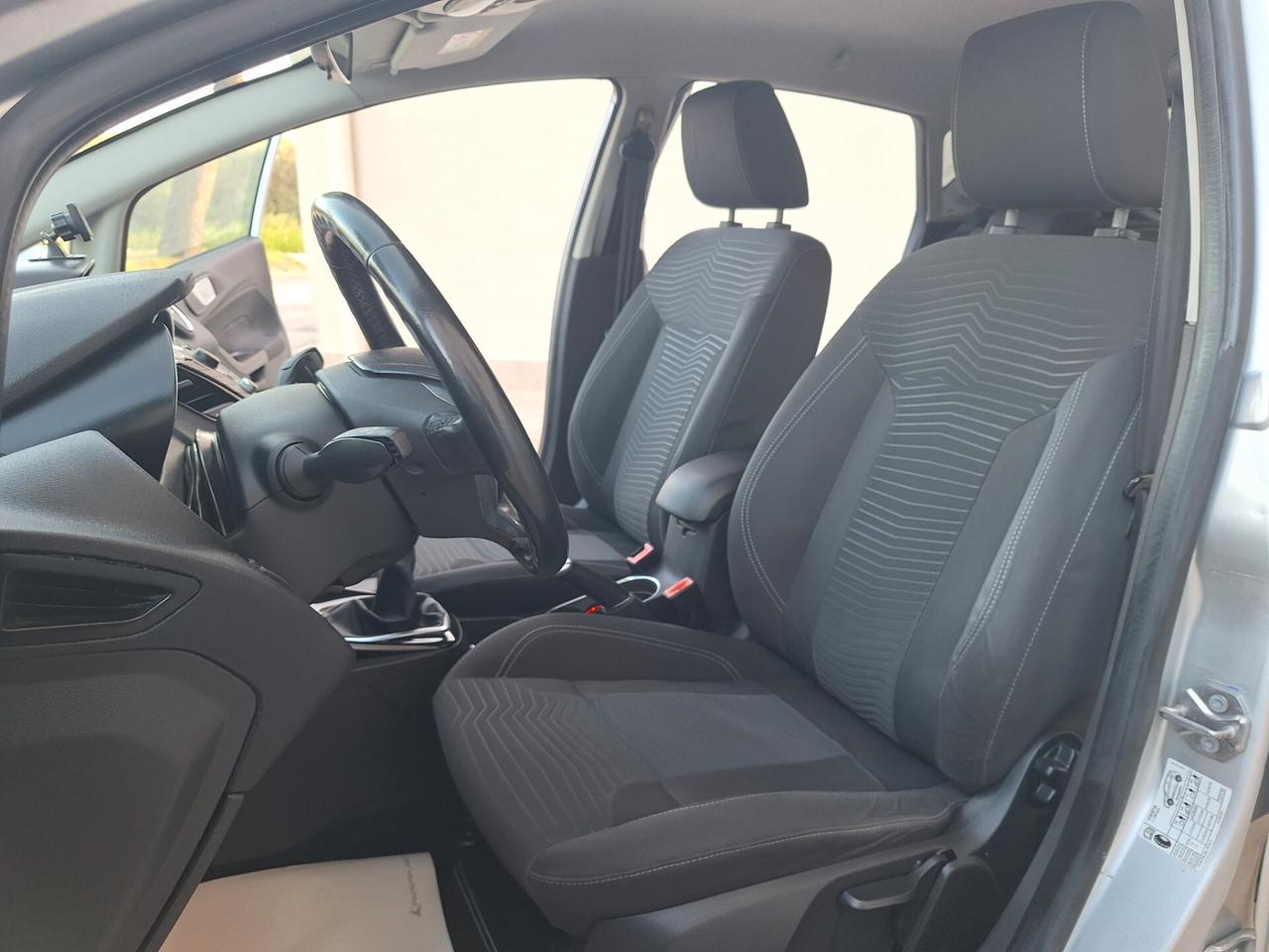 Ford Fiesta 1.5 TDCi 75CV 5 p NAVI Titanium