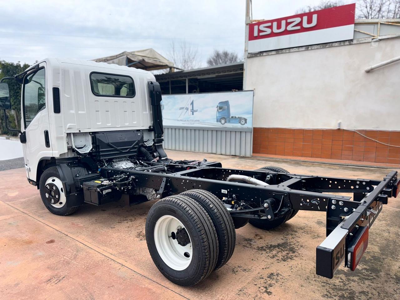 Isuzu M27 3.0 TDI 150CV PL-RG Cabinato