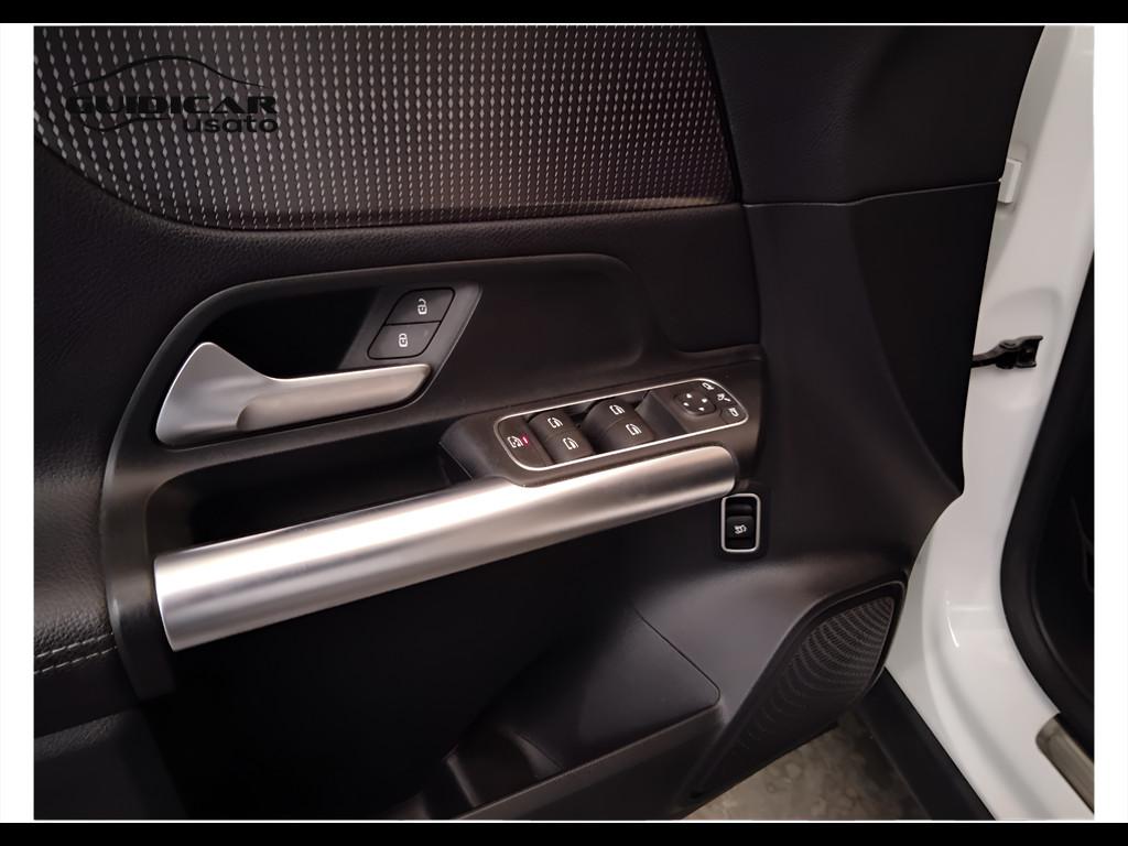 Mercedes-Benz GLA-H247 2020 - GLA 200 Sport auto
