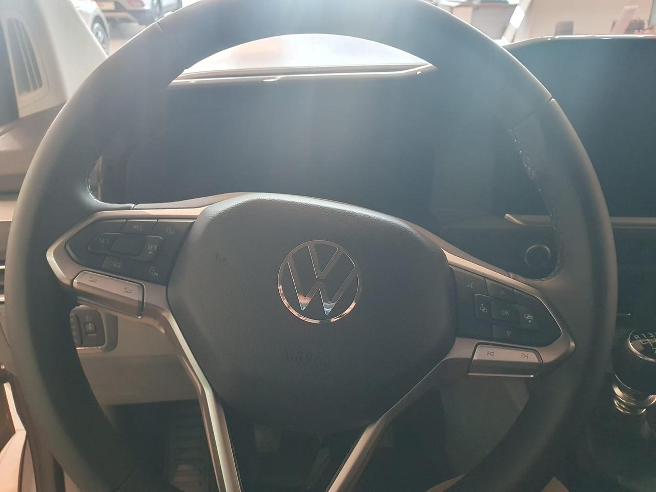 Volkswagen T7 Caravelle t7 2.0 tdi 150cv life l1 auto