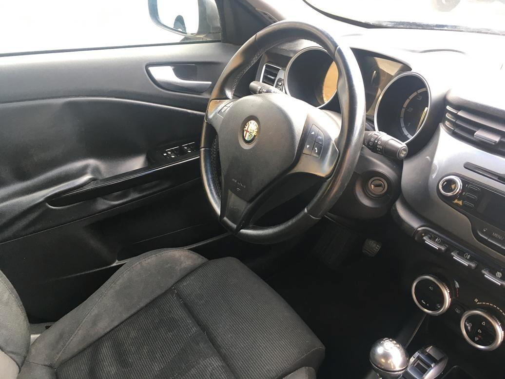 Alfa Romeo Giulietta 2.0 JTDm-2 140 CV Distinctive