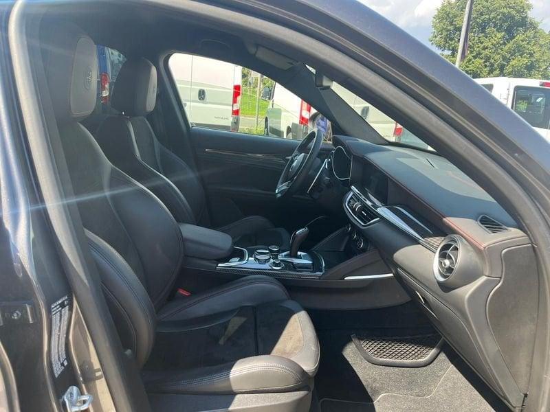 Alfa Romeo Stelvio 2.0 Turbo 280 CV AT8 Q4 Ti