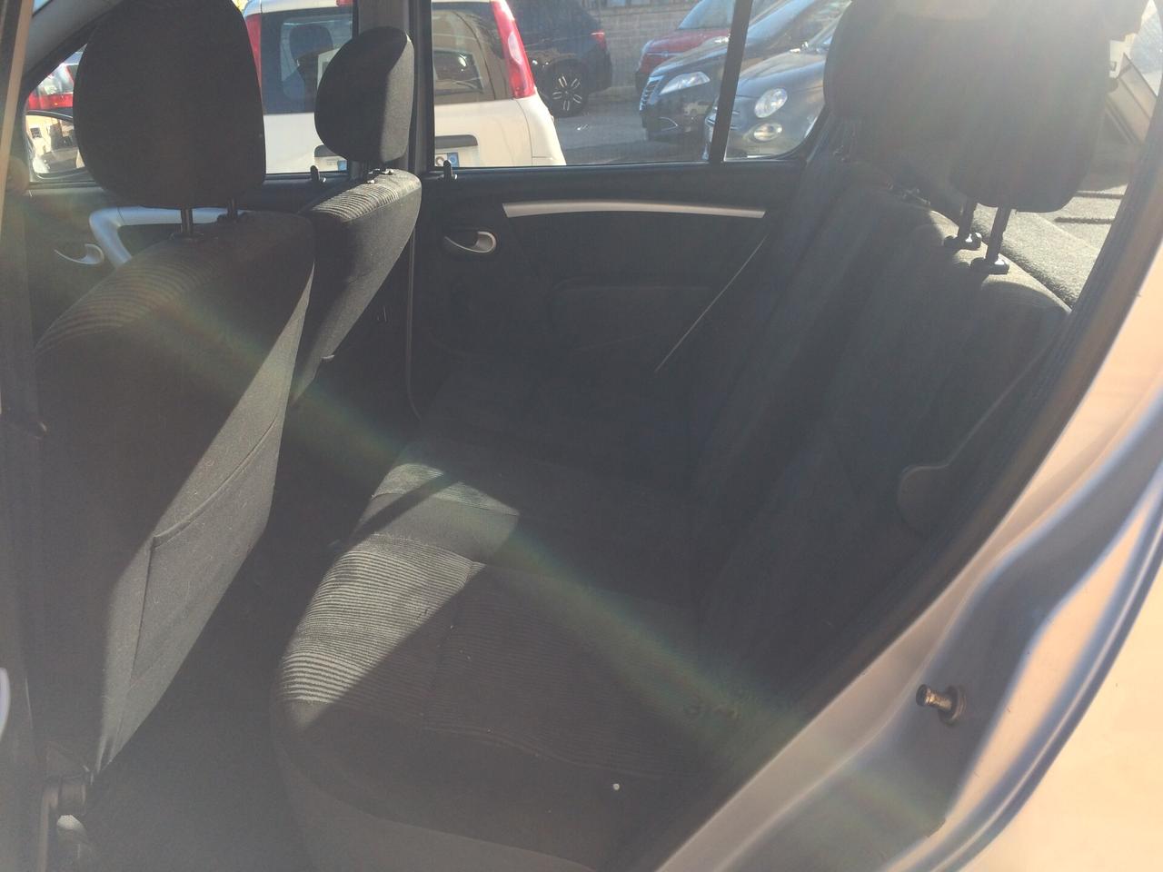 2009 Dacia Sandero 1.4 8V GPL tagliandata !!