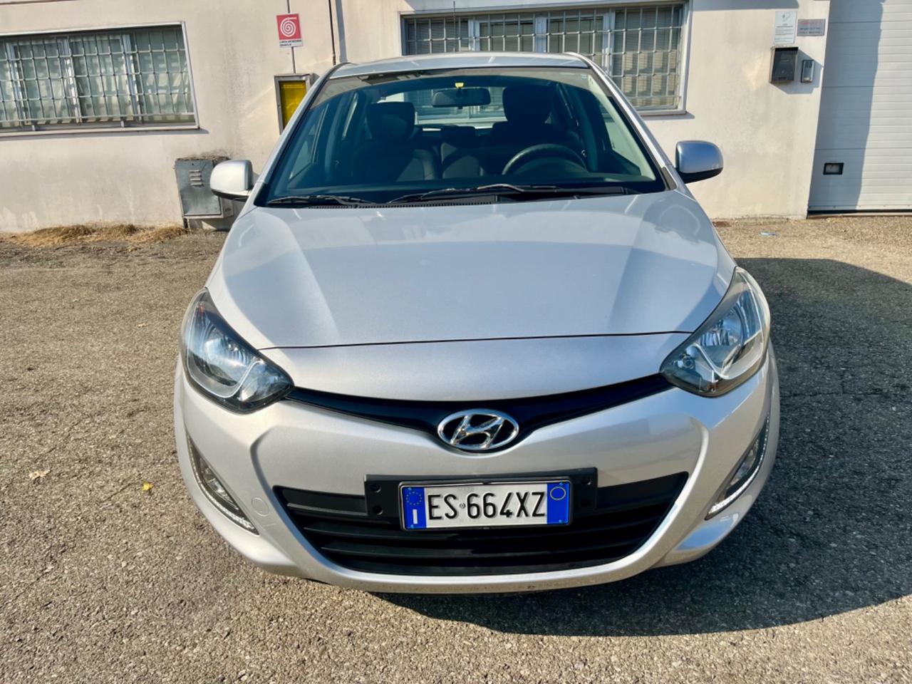 Hyundai i20 1.2GPL 2013 139.000km bombole revisionate fino all 2033