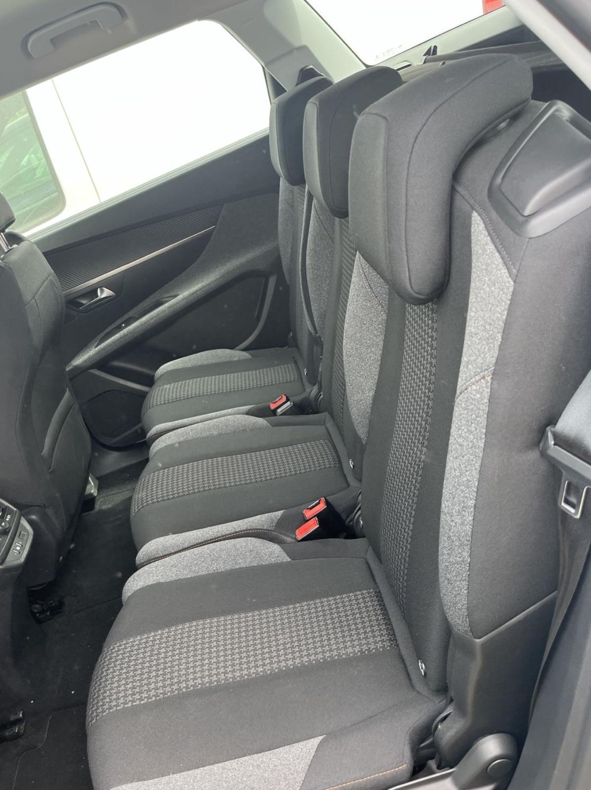 Peugeot 5008 BlueHDi 130 S&S EAT8 Business7 posti