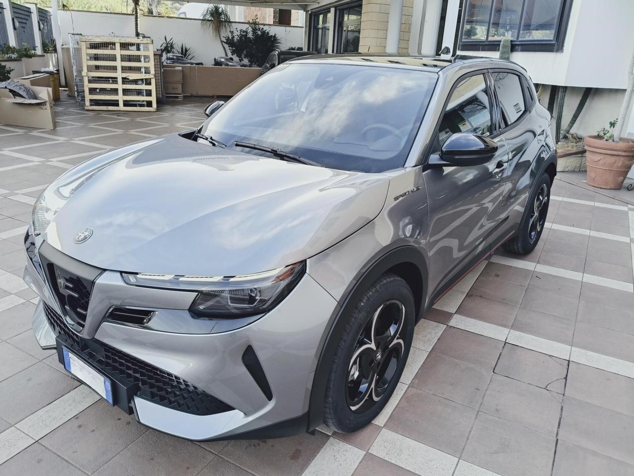 Alfa Romeo Junior 1.2 136 CV Hybrid Speciale KM.ZERO