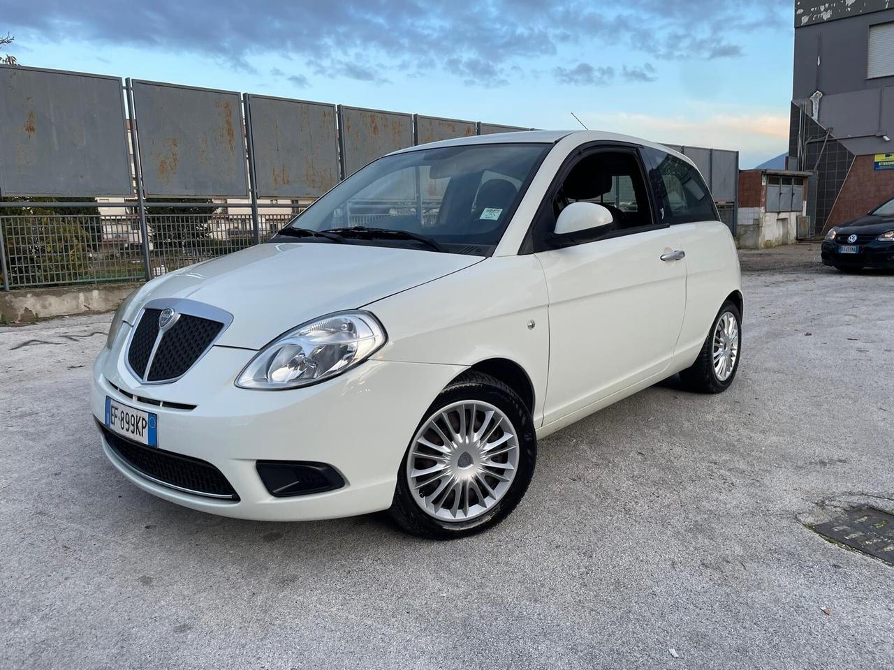 Lancia Ypsilon 1.2Benz/Gpl Unyca Full Perfett