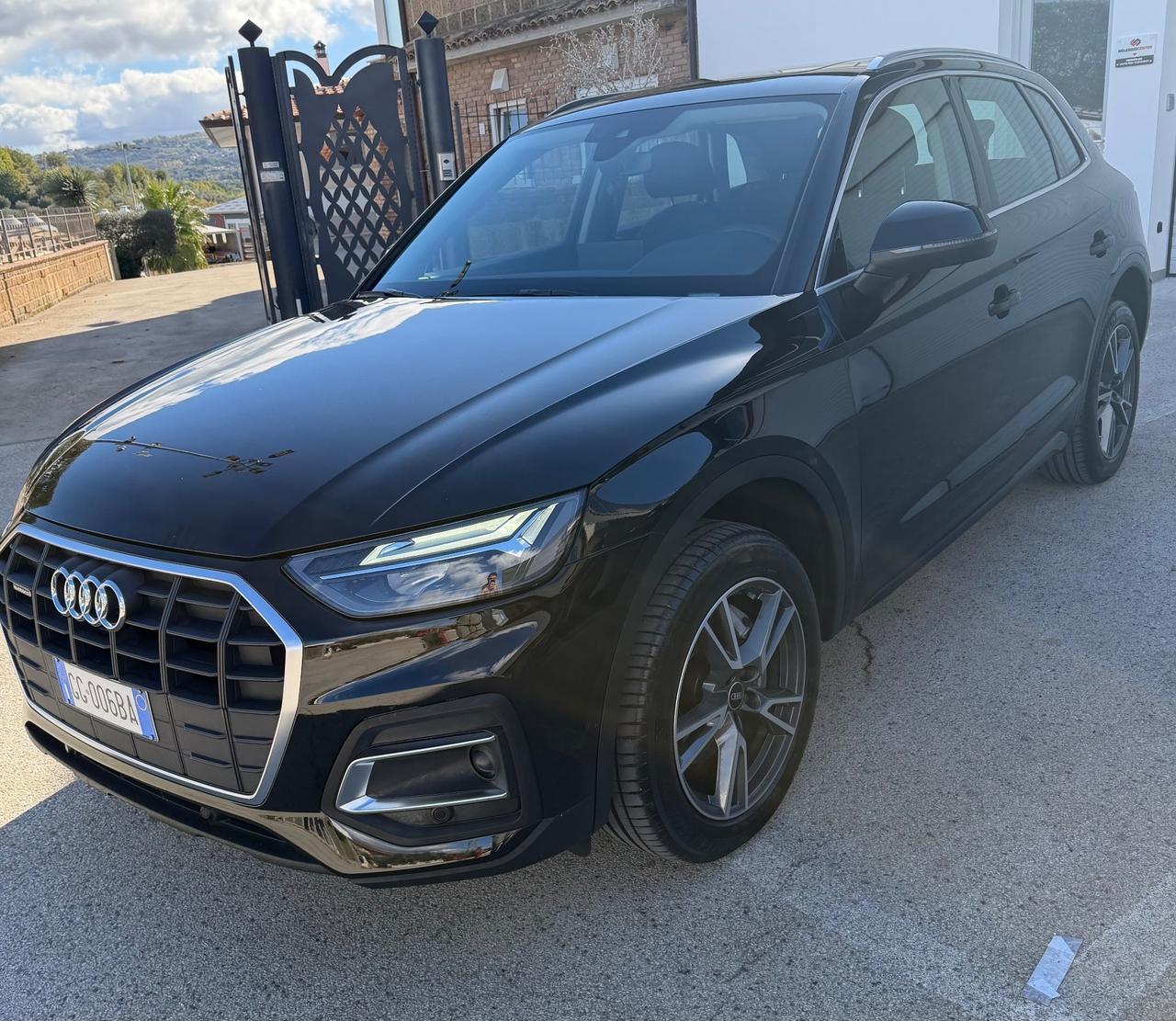 Audi Q5 40 TDI 204 CV quattro S tronic Business Advanced