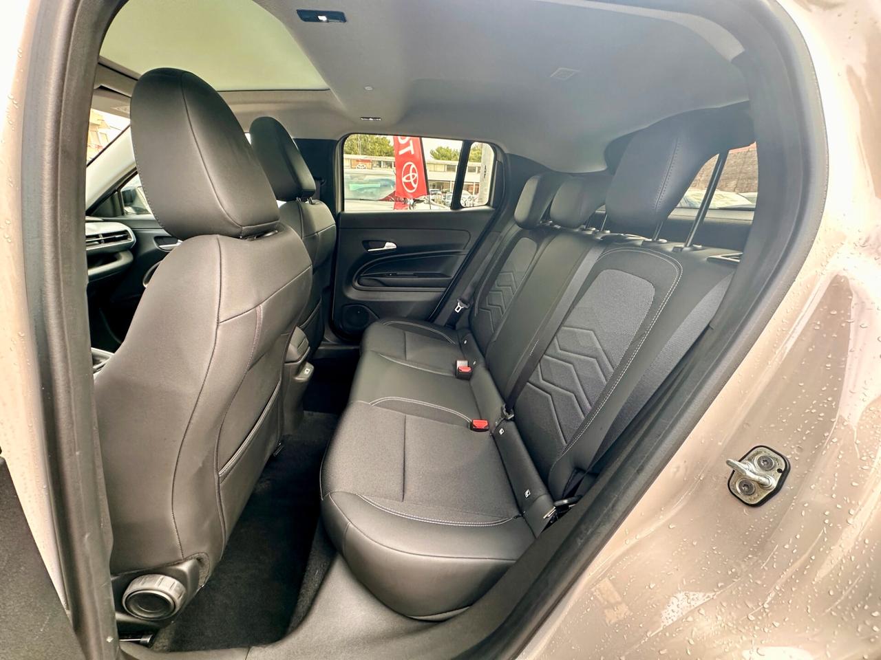 Jeep Avenger 1.2 Turbo 100 CV Summit