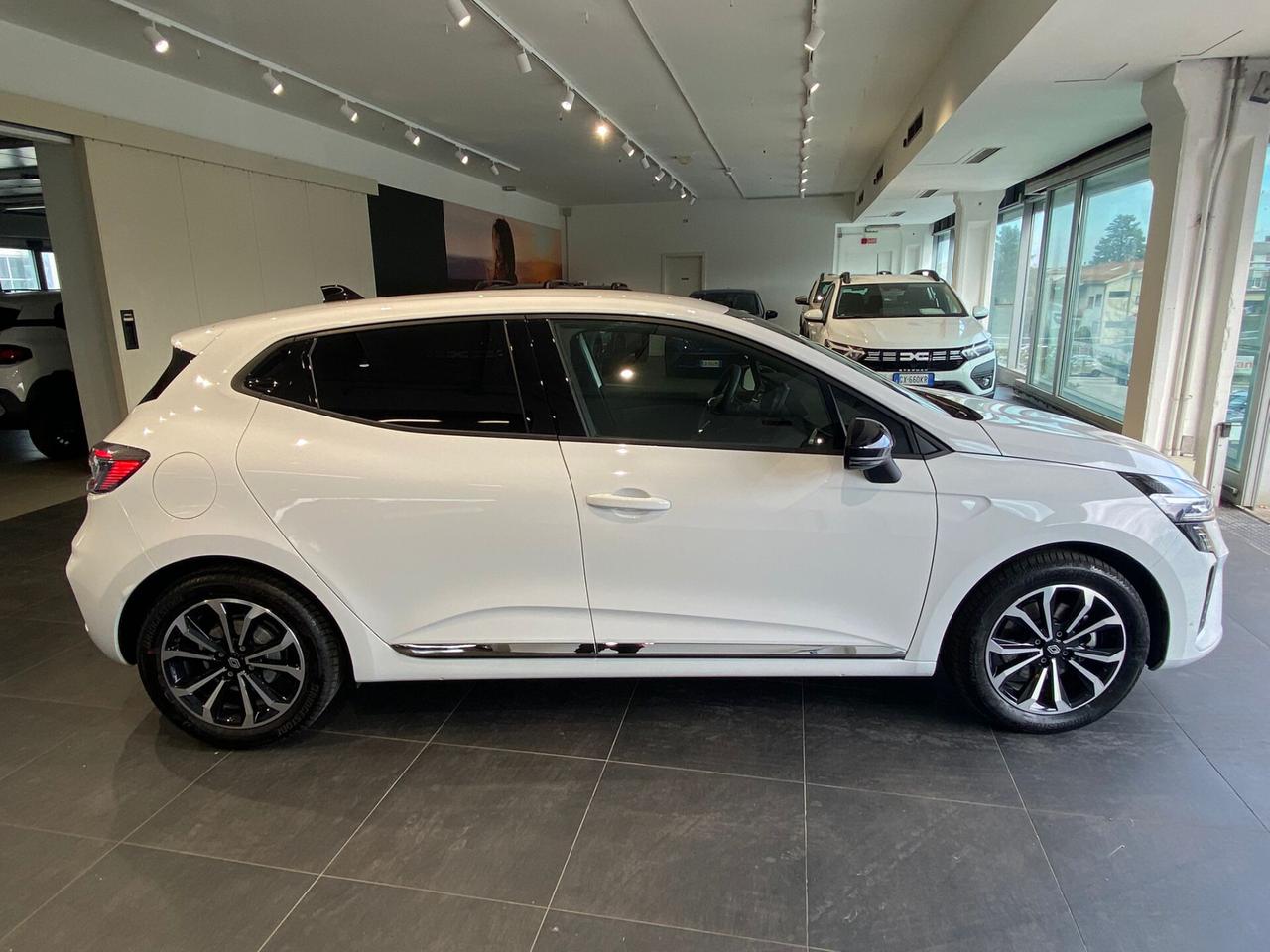 Renault Clio Full Hybrid E-Tech 145 CV 5 porte Techno