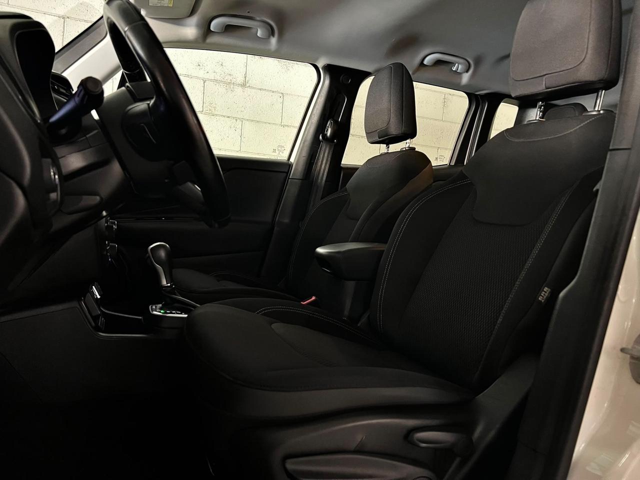 Jeep Renegade 1.3 T4 DDCT Longitude