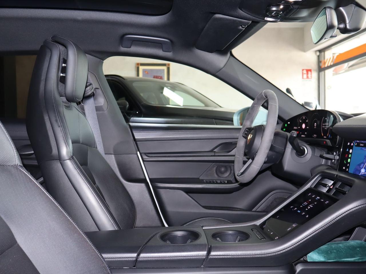 Porsche Taycan 4S Performance Plus #11847