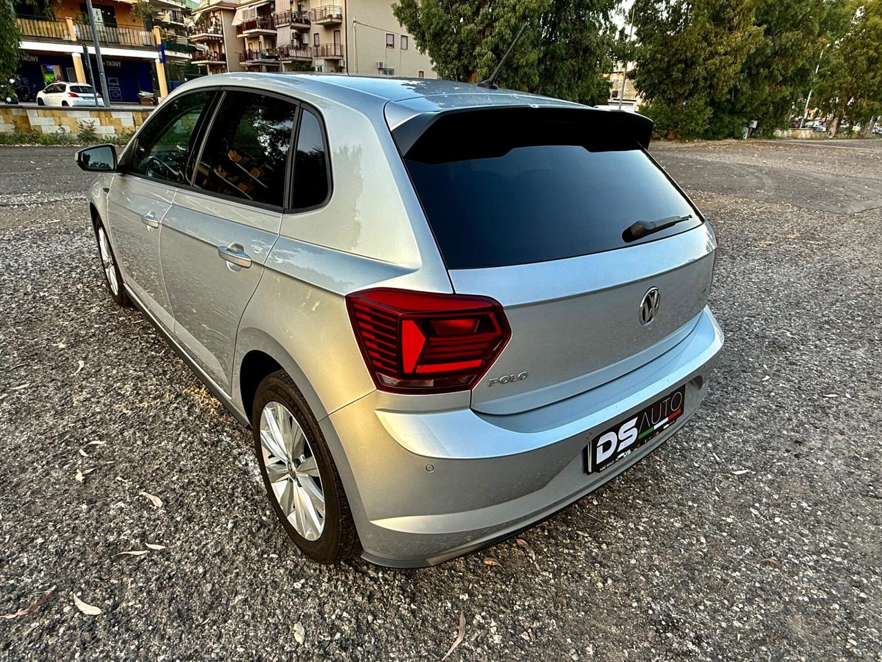 VOLSKSWAGEN POLO 1.6 TDI 95 CV 5p. RLINE