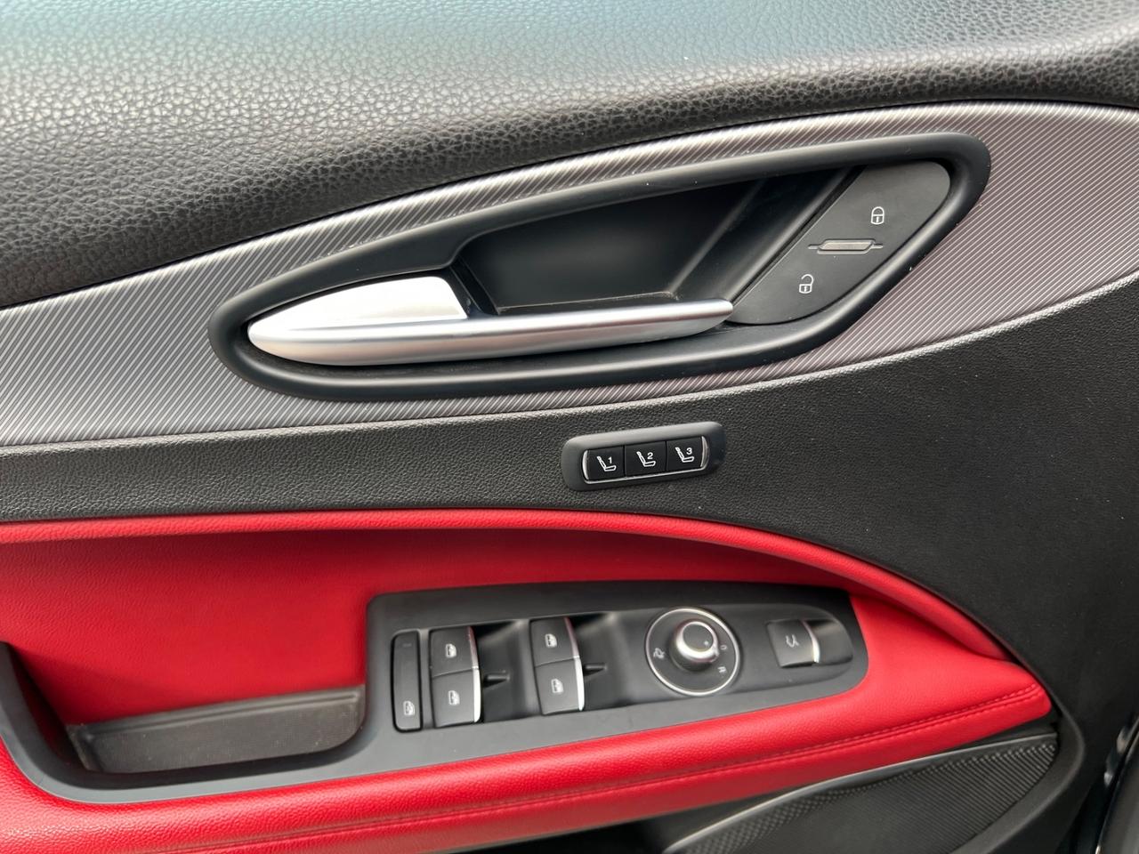 Alfa Romeo Stelvio 2.2 Turbodiesel 210 CV AT8 Q4 Executive